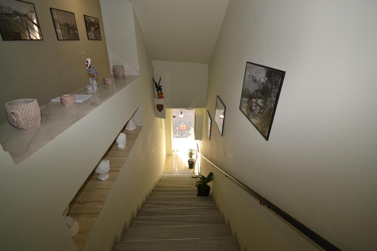 Jonian Central Condos Sarandë Esterno foto