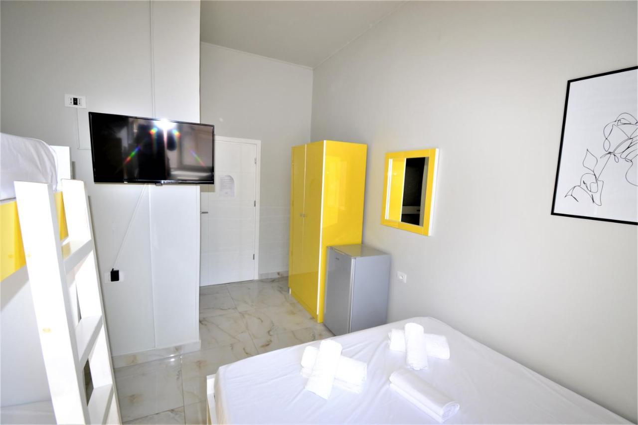 Jonian Central Condos Sarandë Esterno foto