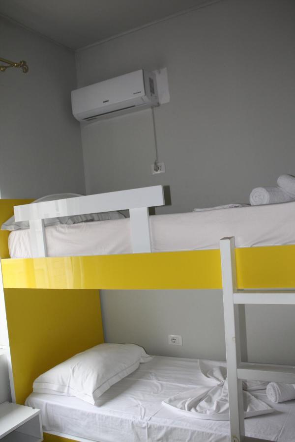 Jonian Central Condos Sarandë Esterno foto
