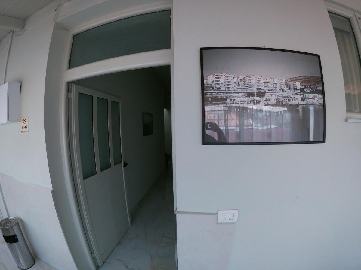 Jonian Central Condos Sarandë Esterno foto